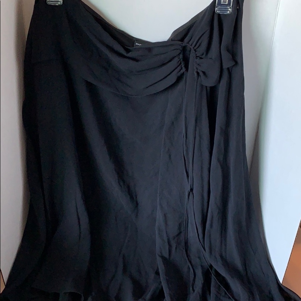Dana Buchman silk skirt